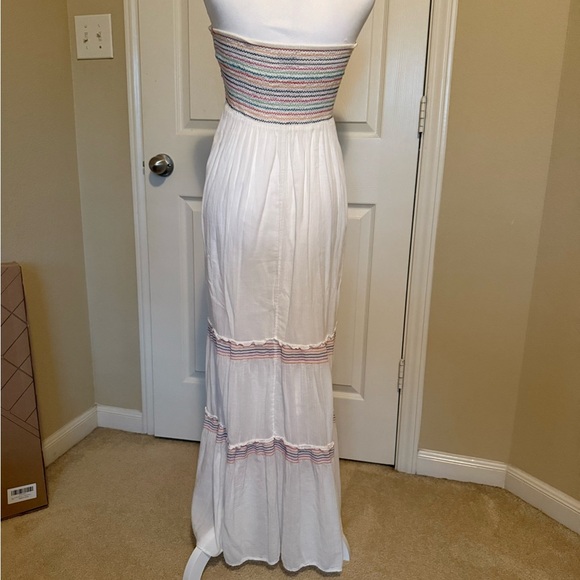 Old Navy Chic Strapless White Dress with Pink and Blue Details and Lined Bottom - Picture 3 of 7